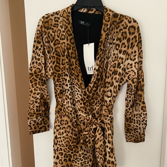 NWT Zara wrap tie leopard romper 🔥🐆 - Picture 2 of 6